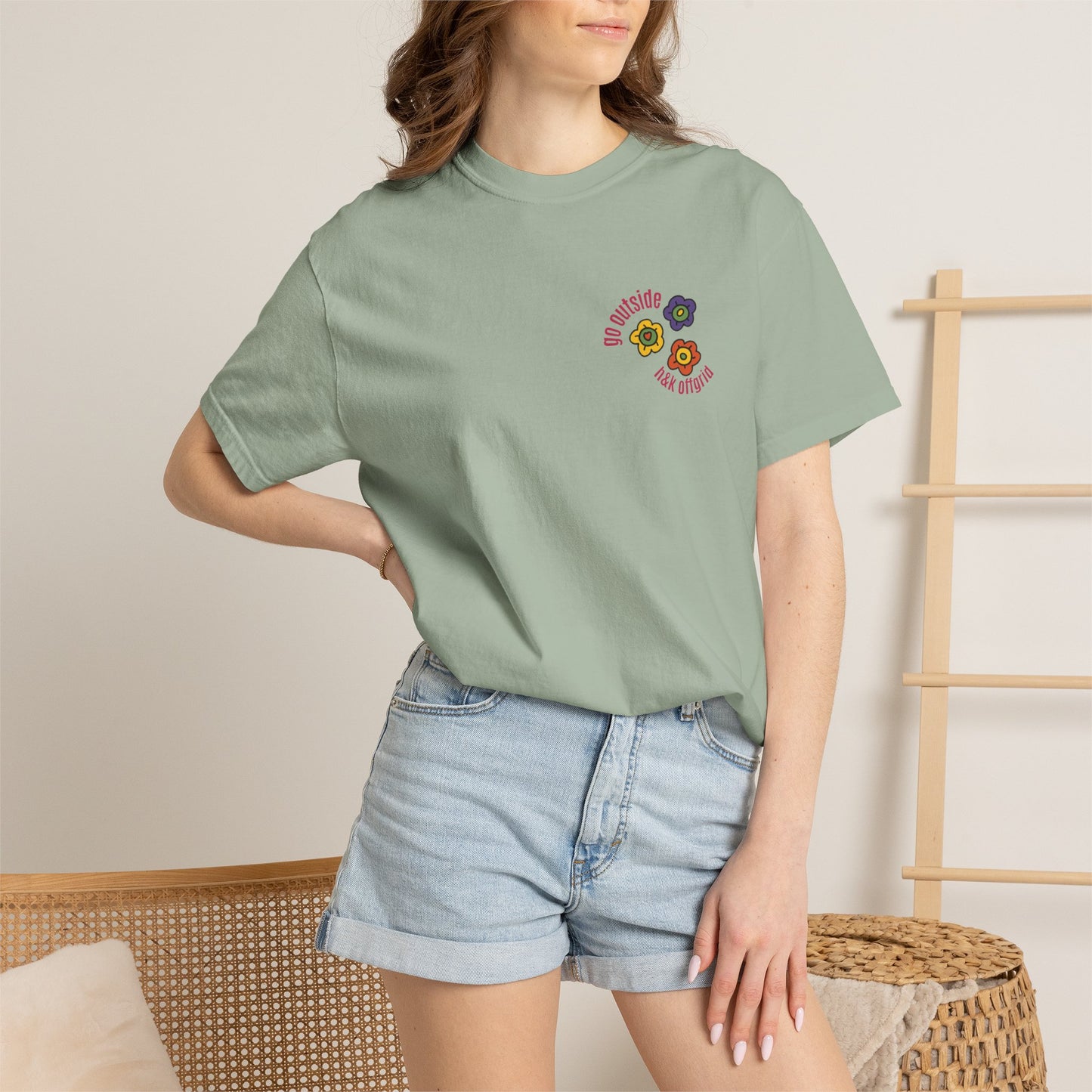 Go Outside - H & K OFFGRID Floral T-Shirt